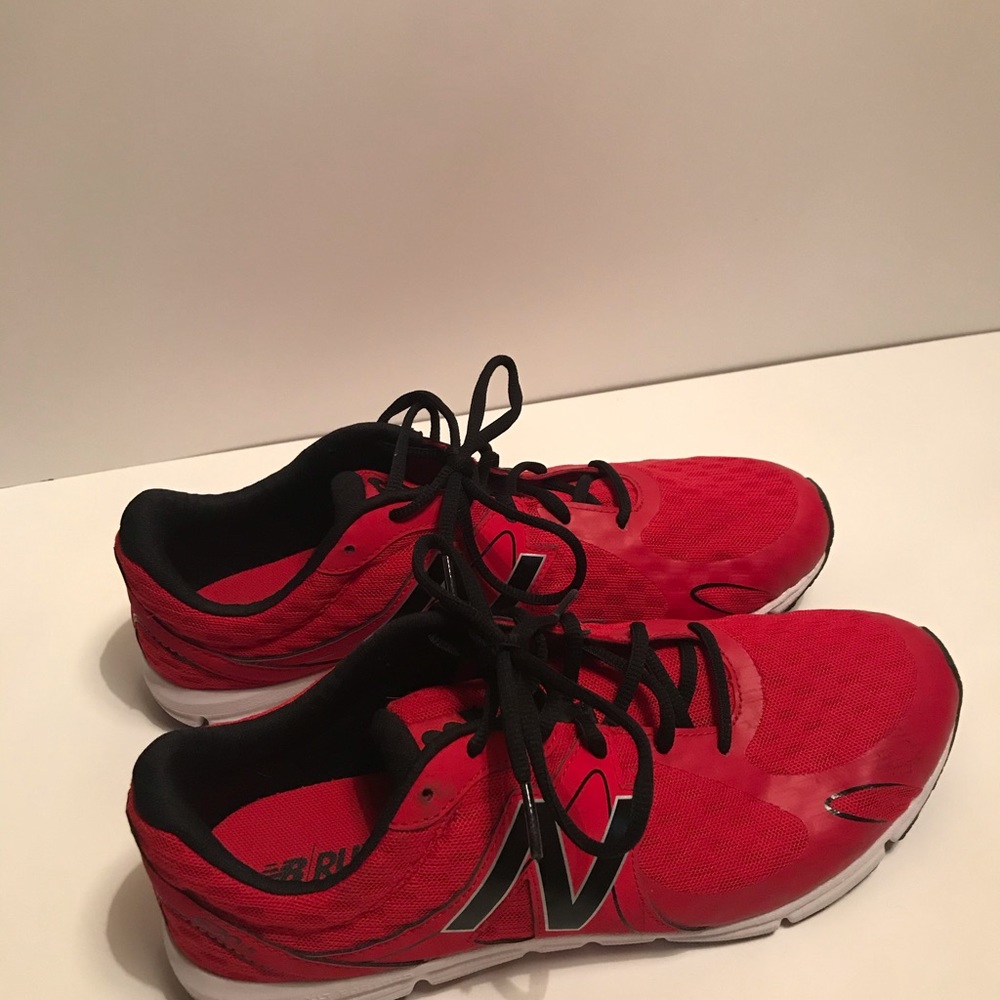 New Balance Men’s Size 10 Running Shoes M630RC5
